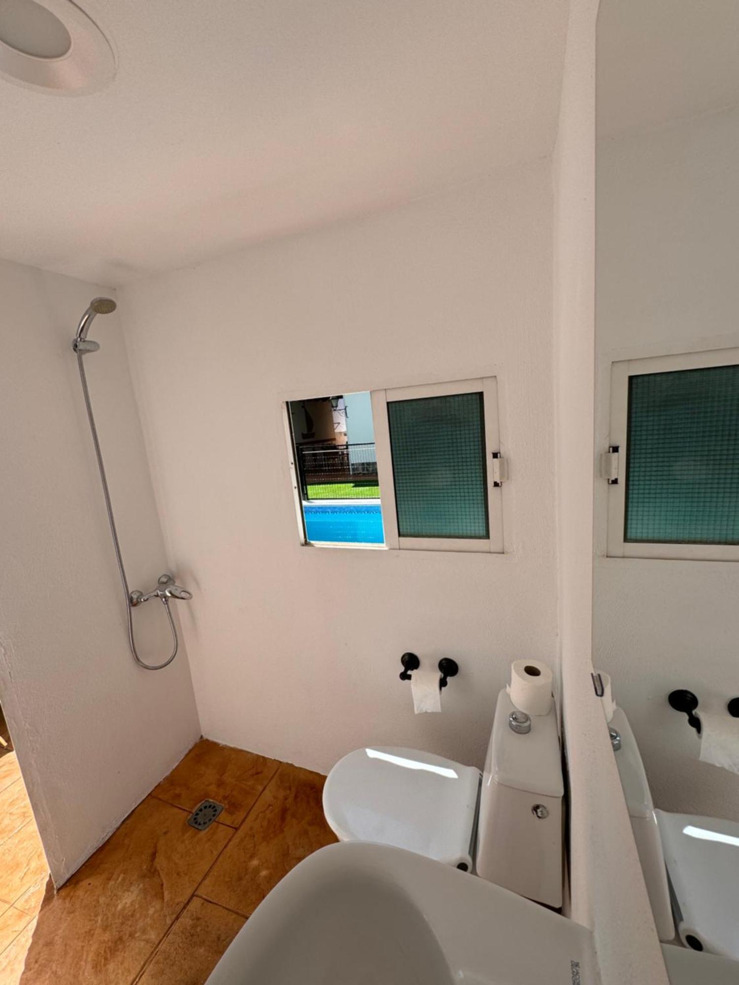 Casa Rural Vistablanca En Una Sola Planta Con Bonitas Vistas Y Piscina - Junto A La Capital Y La Alhambra Cenes De La Vega Luaran gambar