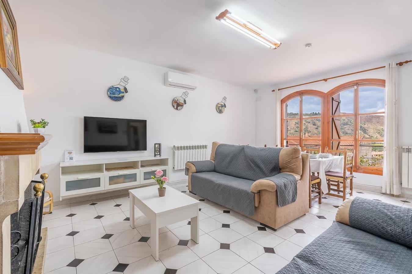 Casa Rural Vistablanca En Una Sola Planta Con Bonitas Vistas Y Piscina - Junto A La Capital Y La Alhambra Cenes De La Vega Luaran gambar
